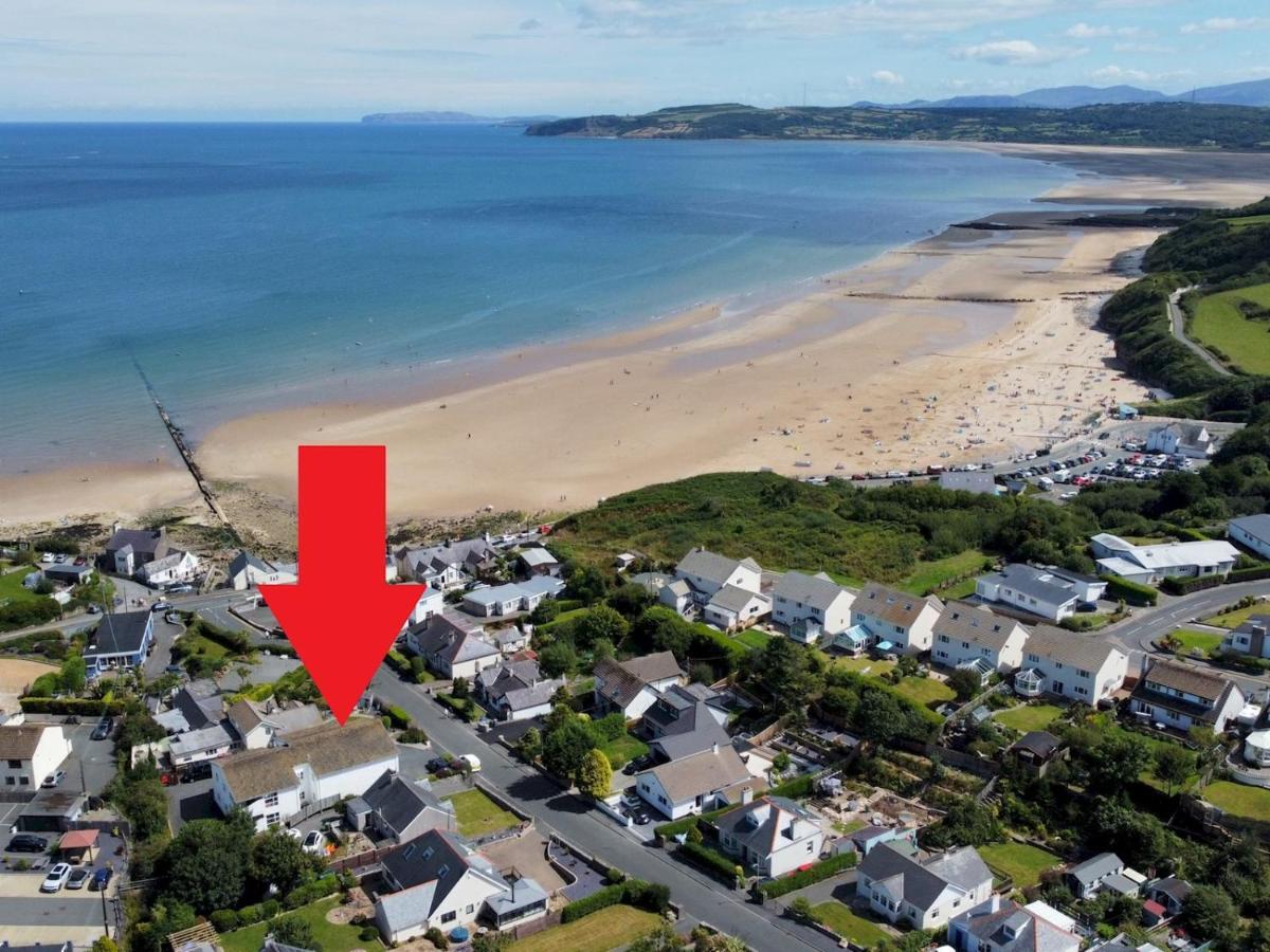 Pass The Keys 2 Bed Sea View Apartment With Balcony Parking Benllech Bagian luar foto